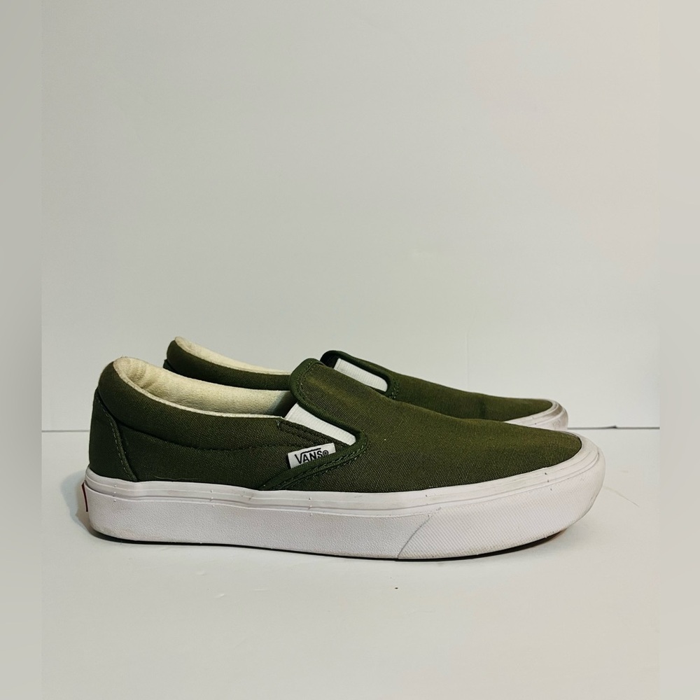 Vans Comfy Cush Slip Ons